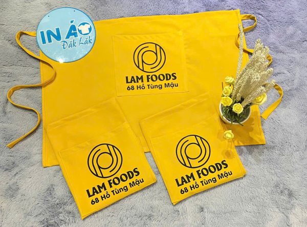 Tạp dề Lam Foods màu vàng phối dây