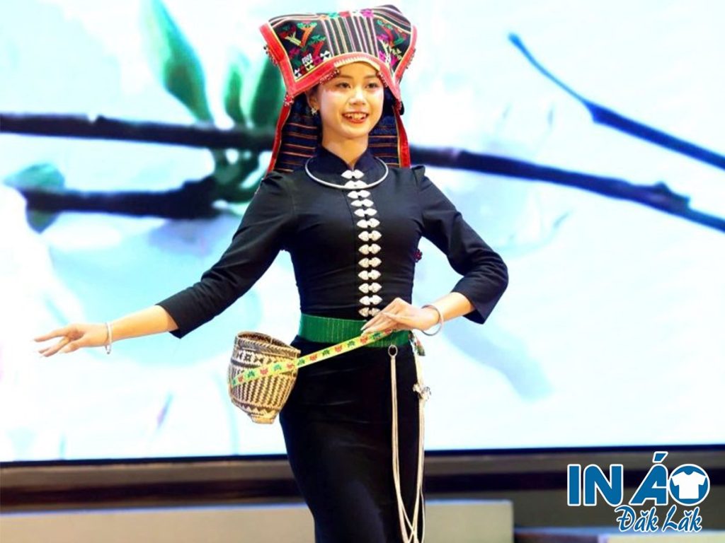 Trang phục dân tộc Thái đen