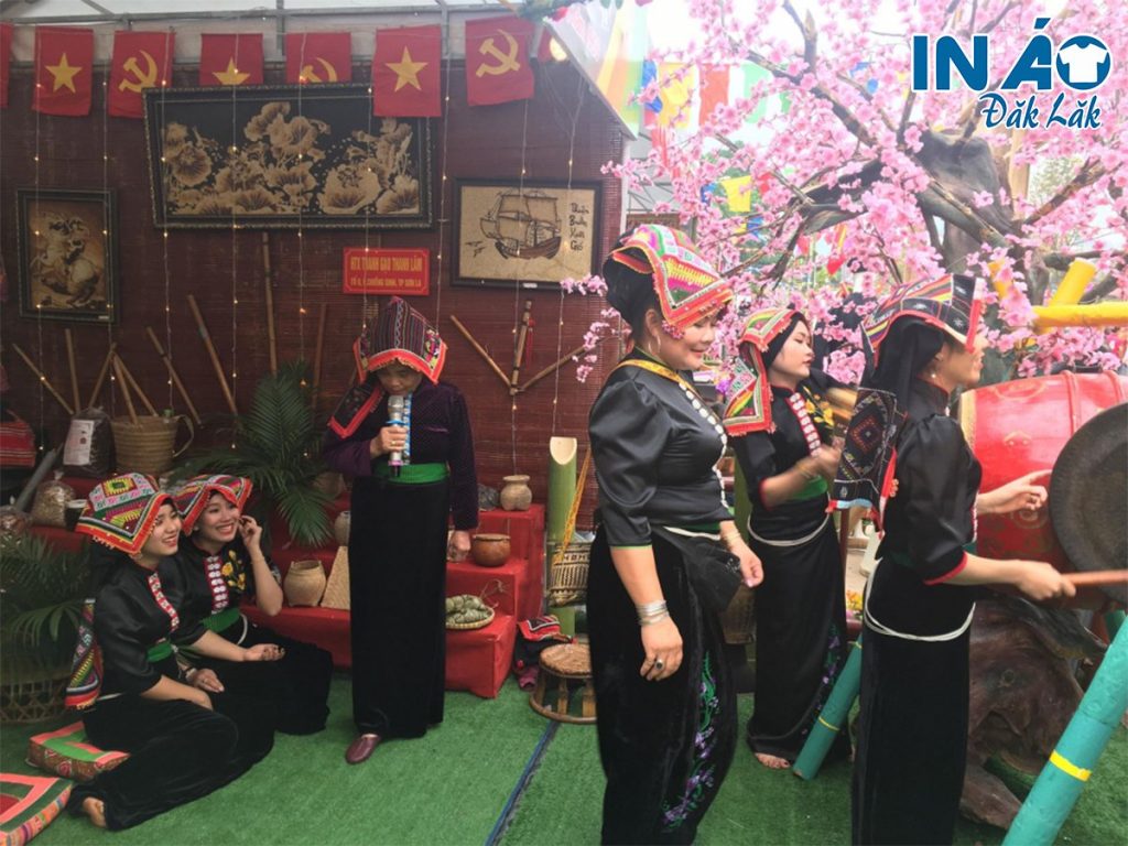 Trang phục dân tộc Thái đen